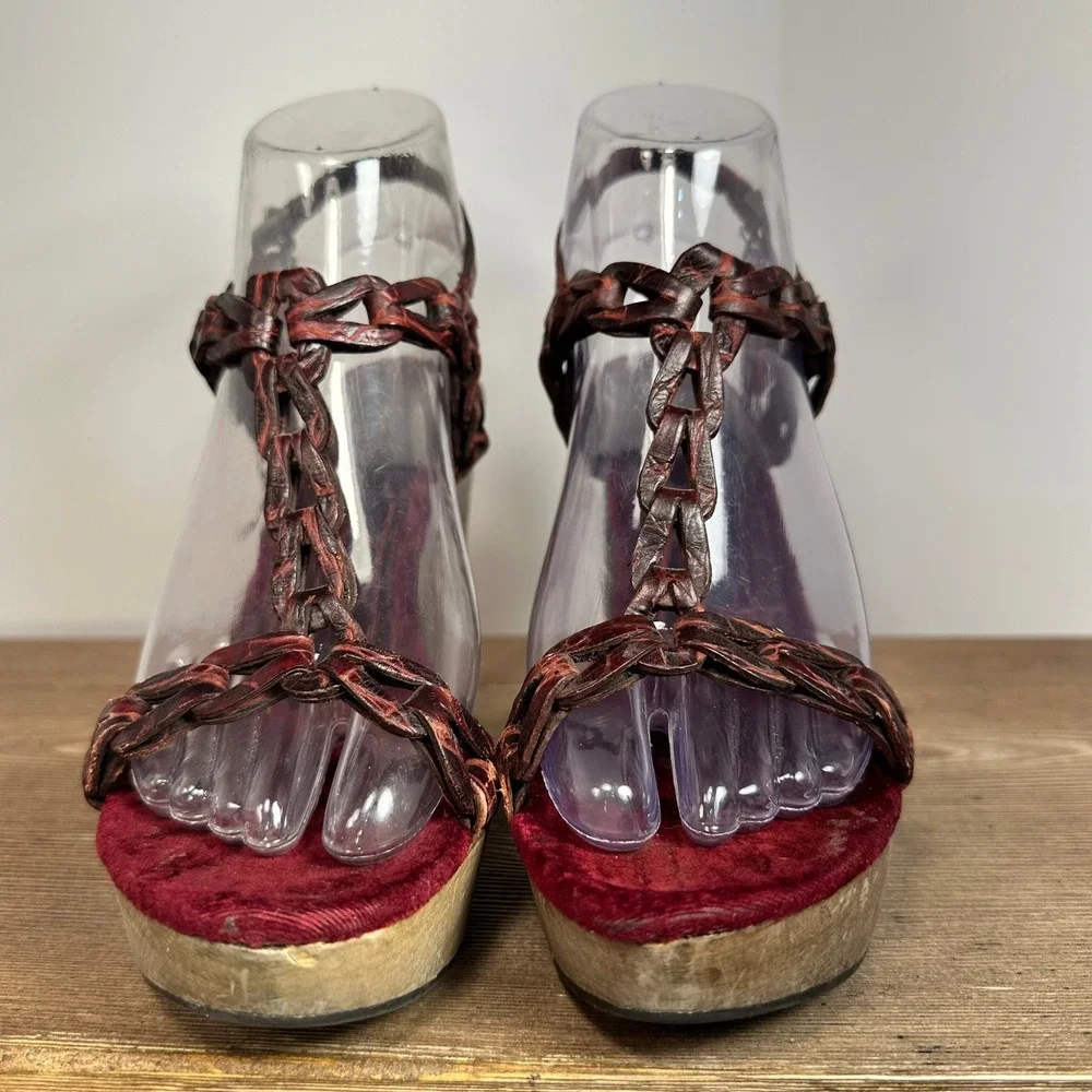Nine West Braided Leather Wood Platform T Strap Sandals Boho 5M Velvet Wood Heel